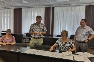 Красноуральская ТИК провела жеребьевку по распределению бесплатной печатной площади