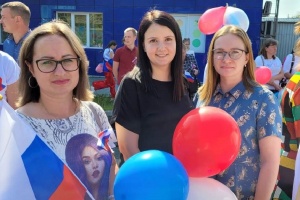 Члены Шалинской районной ТИК приняли участие в Дне Государственного Флага Российской Федерации