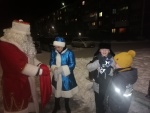 Дед Мороз и Снегурочка от Белоярской ТИК поздравили детей мобилизованных