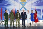 Россия! Россия! Твой праздник: И взрослый, и детский – Праздник народный!