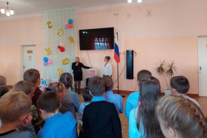 Сегодня, 25-го сентября темой классного часа стала избирательная система РФ