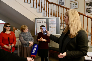 8(992)029-18-52 – служба сурдоперевода для слабослышащих