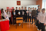 День молодого избирателя продолжается