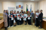 В Алапаевске прошло торжественное вручение паспортов
