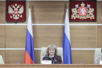 Для участников образовательного проекта «ПолитБИТ» прошла встреча с председателем Законодательного Собрания Свердловской области Людмилой Бабушкиной