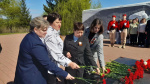 В день 80-летия Великой Победы возложили цветы на мемориал памяти