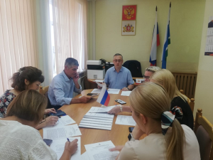Состоялось пятое заседание Карпинской городской ТИК.