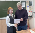 Награждение молодых знатоков избирательного права