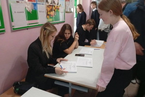 Серовский пилотный проект: в городе прошёл школьный единый день голосования