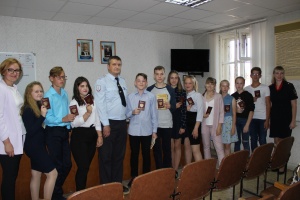 Торжественное вручение паспортов юным сухоложцам