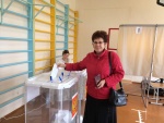 Избирательные участки открыты и уже принимают первых избирателей