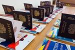 Паспорта получили молодые жители Каменского района