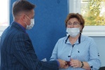 В Верхней Салде вручили удостоверение вновь избранному депутату
