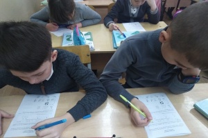 Первоуральским второклашкам о Конституции