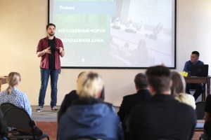 Ко Дню молодого избирателя. Депутаты Молодежного парламента встретились с избирателями