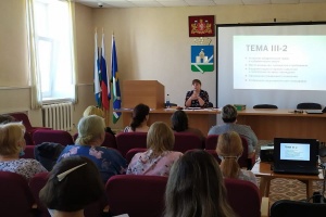 Учеба по теме «Мобильный избиратель» прошла в Пышме для членов участковых комиссий
