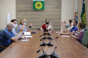 ЧЕМ БЛИЖЕ ВЫБОРЫ, ТЕМ БОЛЬШЕ РАБОТЫ