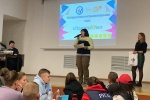 В «ПолитиКУм» теперь играет и работающая молодежь