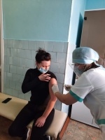 Вакцинация членов участковых избирательных комиссий продолжается