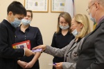 Торжественное вручение паспортов 14-летним гражданам России прошло в городах Свердловской области