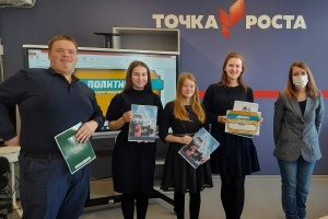Школьники Байкаловского района сыграли в «ПолитикУм»