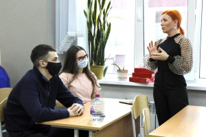 В Екатеринбурге сыграли в «ПолитикУМ»