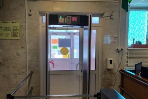 Новоуральские избирательные участки оснащаются металлодетекторами