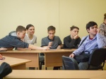 В Екатеринбурге студенты техникума сыграли в «ПолитикУМ»